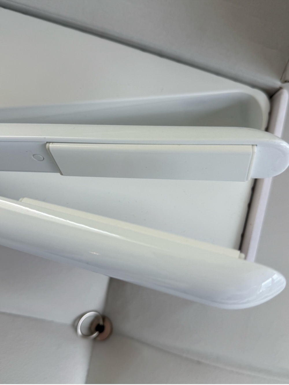 T3 White Hair Straightening Iron with Rose Gold Accent - Picture 2 of 6
